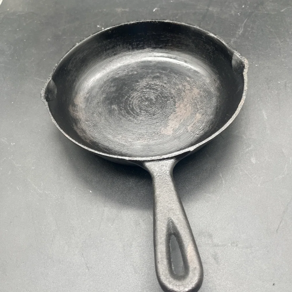 Vintage 8 Inch Cast Iron Skillet Smooth Bottom Made In Korea Number 4